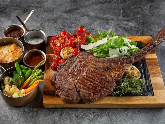AUSTRALIAN WAGYU TOMAHAWK STEAK